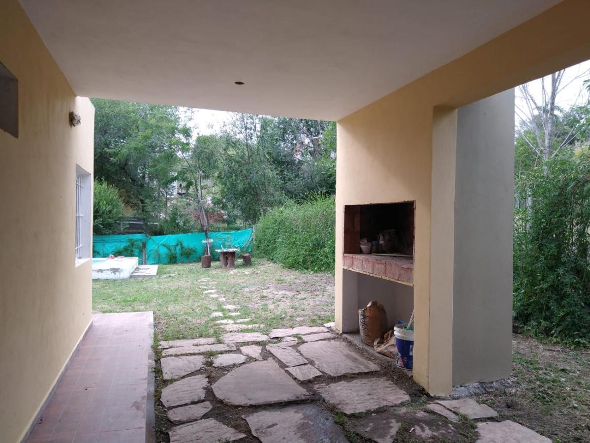 Casa Con Pileta Privada * Tanti